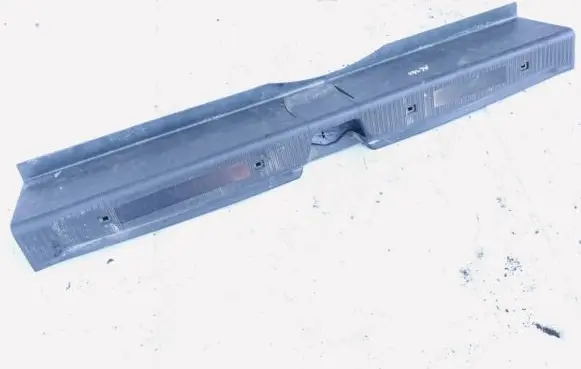 Mercedes-Benz A W168 Other trunk/boot trim element a1686930091