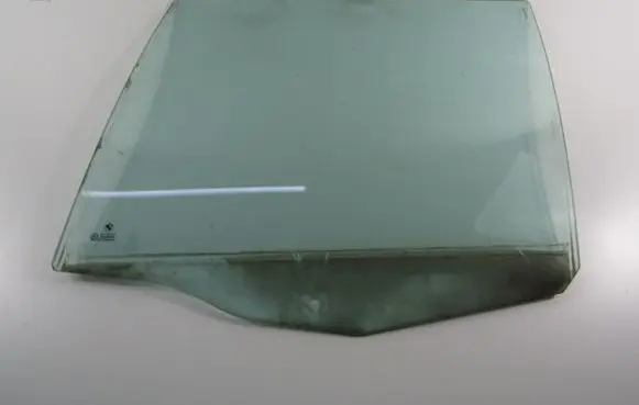 BMW 5 E39 Rear door window glass 