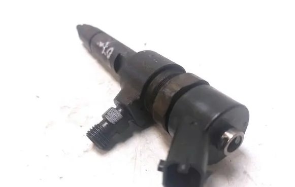 Opel Zafira B Fuel injector 0445110165