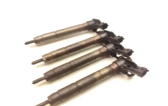 Land Rover Freelander 2 - LR2 Fuel injectors set 9687454480 0445116043