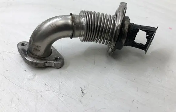 Peugeot 5008 EGR valve line/pipe/hose 9687200880