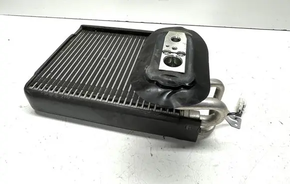 Nissan Qashqai Air conditioning (A/C) radiator (interior)