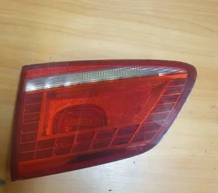 Volkswagen PASSAT B7 Tailgate rear/tail lights 3AF945308E 2SB01074702