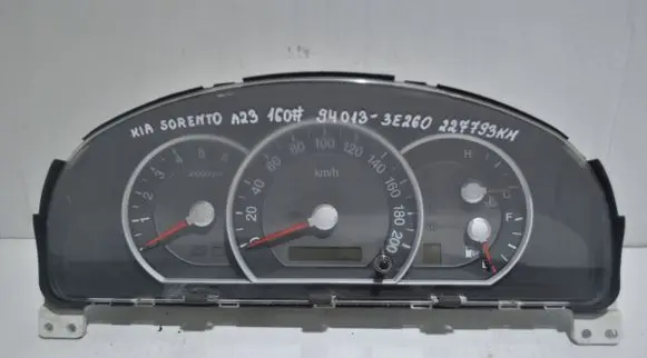 KIA Sorento Speedometer (instrument cluster) 940133E260