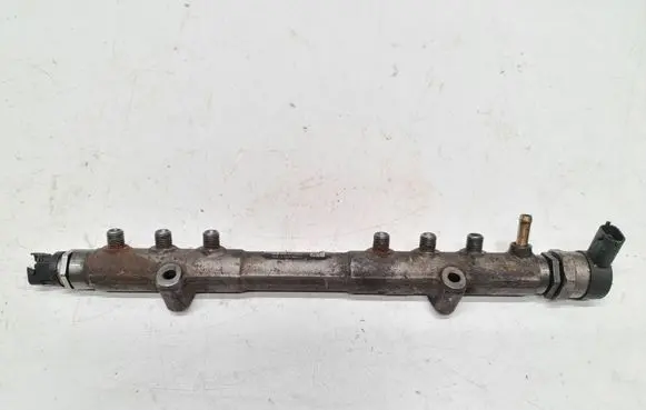 Volvo V70 Fuel main line pipe 0445215023 30777554