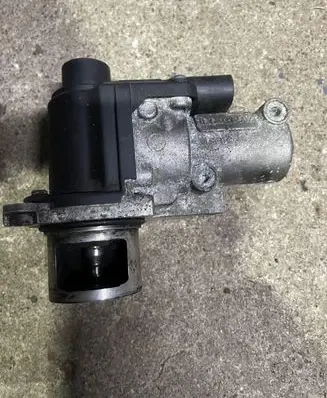Skoda Octavia Mk2 (1Z) EGR valve 03G131502