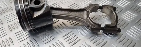 Opel Vectra B Piston with connecting rod