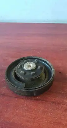 BMW 7 E38 Rear coil spring rubber mount 1094091