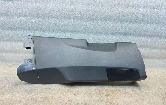 Audi Q8 (B) pillar trim (bottom) 4M8867240 4M8867240A
