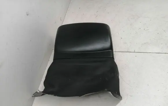 Steering wheel column trim