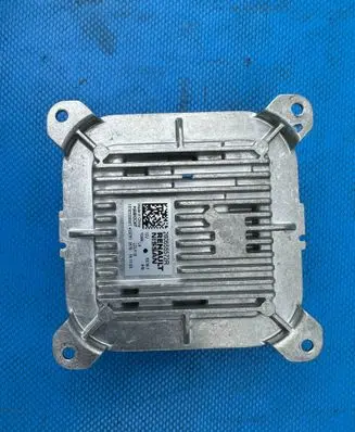 Renault Arkana Voltage converter/converter module 260555572R 10102200007