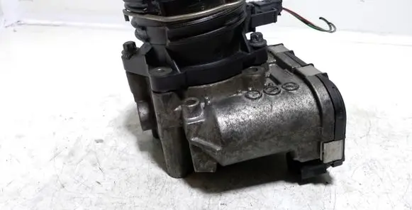 Mercedes-Benz CLS C219 Throttle valve A6420900070 0281002678