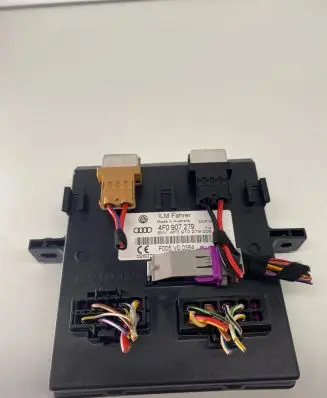 Audi A6 S6 C6 4F Comfort/convenience module 4F0907279 F005V00384
