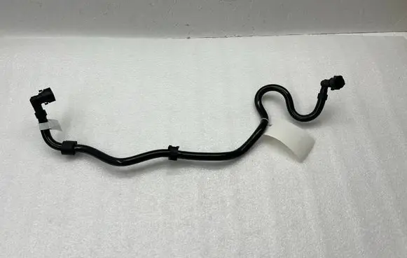 Audi A3 8Y Fuel line pipe 05E133723CC