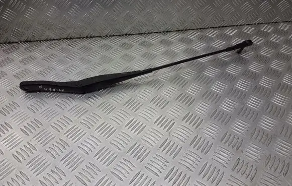 Opel Astra H Front wiper blade arm 13111220