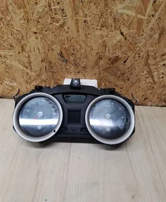 Renault Megane II Speedometer (instrument cluster) 8200170524