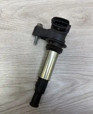 Cadillac SRX High voltage ignition coil 0221604104 12583514 B07089