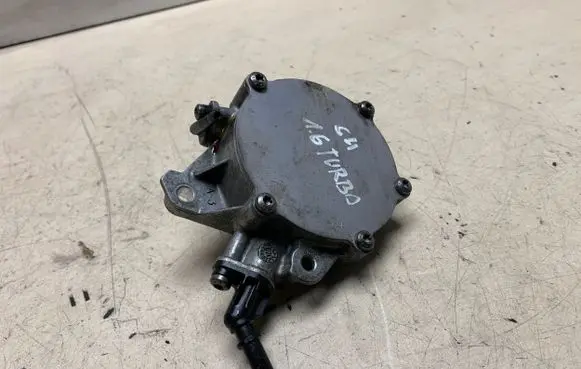 Citroen C4 II Vacuum pump 758642404 23L020395