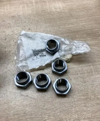 Peugeot 308 Nuts/bolts 329714 5Pcs