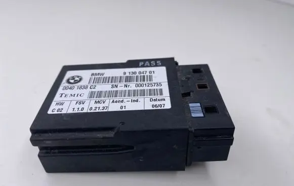 BMW 3 E90 E91 Seat belt warning relay 9130047 00401838C2