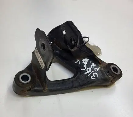 Tesla Model Y Engine mounting bracket 111023200C