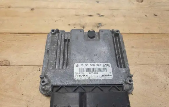 Opel Insignia A Engine control unit/module 55576906