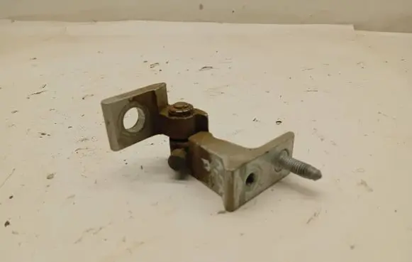 Audi A4 S4 B9 Front door lower hinge 8W0831403A