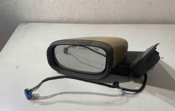 Volvo S40 Front door electric wing mirror 3303001 23030010