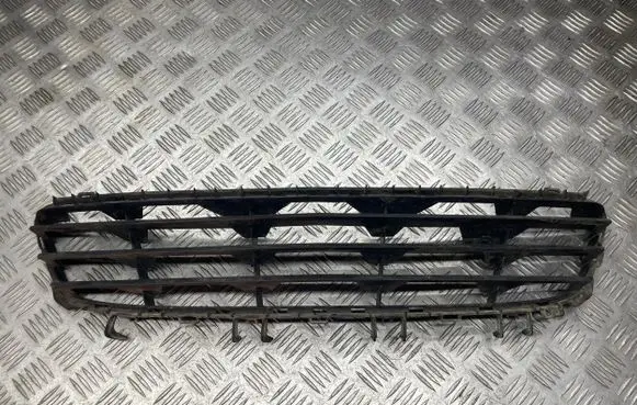 Opel Astra H Front bumper lower grill 24460271