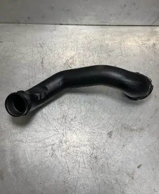 BMW 5 F10 F11 Intercooler hose/pipe 7582314 23557610