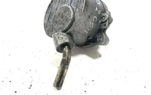 Mercedes-Benz E W210 Vacuum pump A6122300065