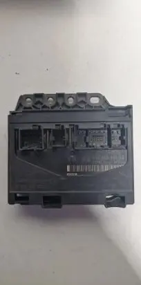 Volkswagen PASSAT B6 Door control unit/module 3C0959433AB S0472H043