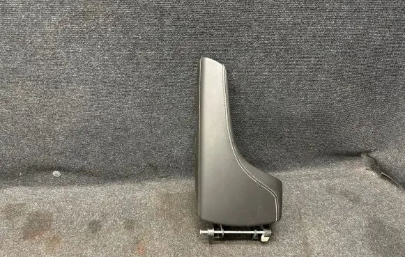 Chevrolet Camaro Armrest