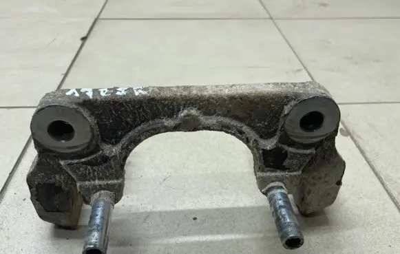 BMW 5 F10 F11 Front brake caliper