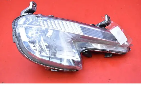Peugeot 508 RXH Front fog light 9670476180