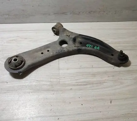 Hyundai i20 (GB IB) Front control arm