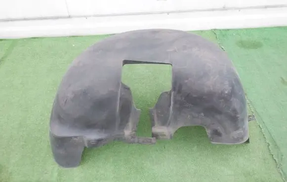 Volkswagen Touran I Rear arch fender liner splash guards 1T0810971B