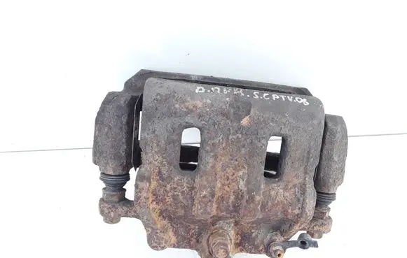 Chevrolet Captiva Front brake caliper