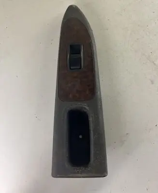 Toyota Avensis T220 Electric window control switch