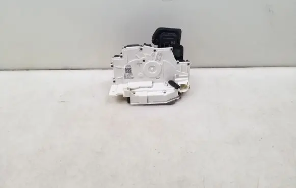Audi A6 S6 C8 4K Front door lock 4K1837015H
