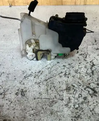 Honda Accord Front door lock 8N22D24