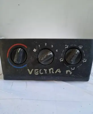 Opel Vectra B Climate control unit 6081f1a