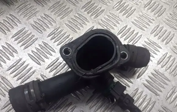 Audi A3 S3 8L Thermostat/thermostat housing 