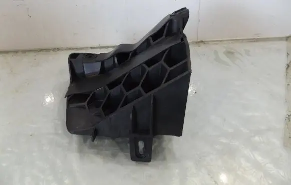 Mercedes-Benz C AMG W204 Battery tray heat shield A2046190048