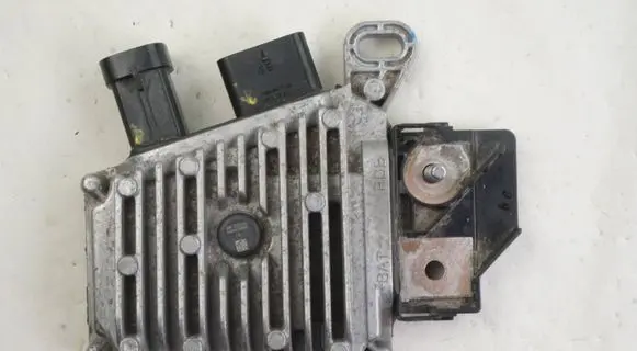 Peugeot 3008 I Start/Stop control module 9842654880