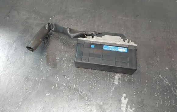 Mercedes-Benz C W202 ABS control unit/module 0125457432 0265101040