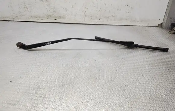 Volkswagen Polo Windshield/front glass wiper blade 6Q1955410B