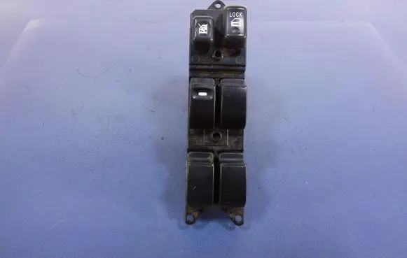 Mitsubishi Lancer VIII Electric window control switch 8608A058