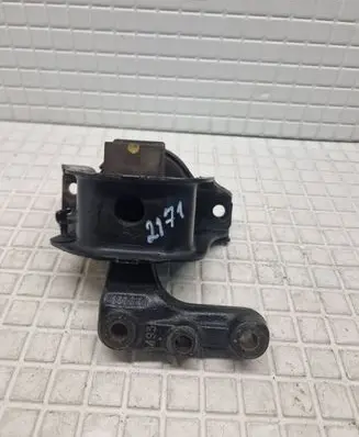 Peugeot 208 Engine mount bracket 9671185380