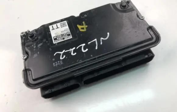 Toyota Yaris Engine control unit/module ECU 896610U140